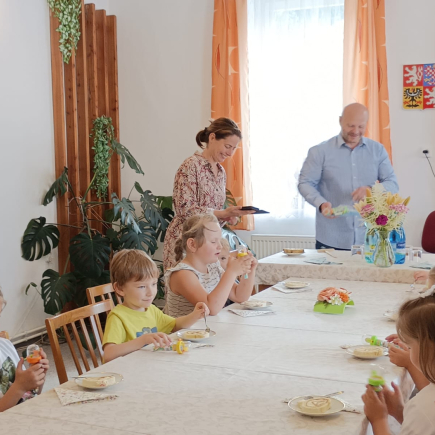 SLAVNOSTNÍ VYŘAZENÍ BUDOUCÍCH PRVŇÁČKŮ ZE ŠKOLKY