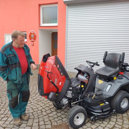 S novou technikou za krásnější obec