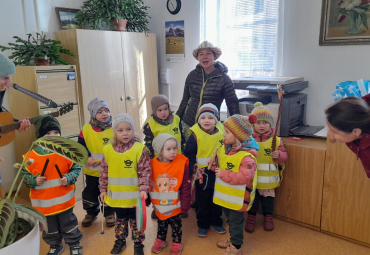 Velikonoční koleda dětí z MŠ Jívka na obecním úřadě